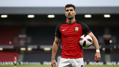 Southampton join the transfer battle for €10m-rated Karlsruher forward Louey Ben Farhat, who has impressed in Germany...