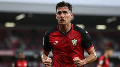 Southampton's poor performance in the second half allows Watford to take a 2-0 lead, as the Hornets dominate the Saints...