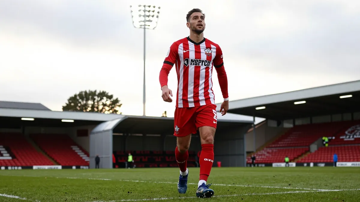 Ryan Reynolds and Rob McElhenney have mocked Southampton's spying incident in a viral video ahead of Wrexham's...